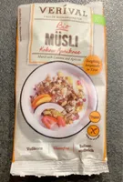 Müsli coconut and apricots