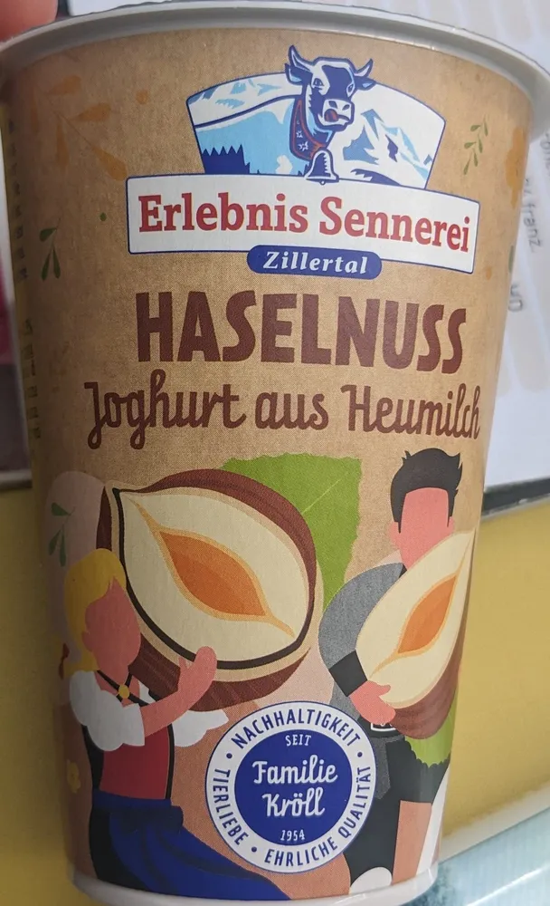 Haselnuss Joghurt aus Heumilch