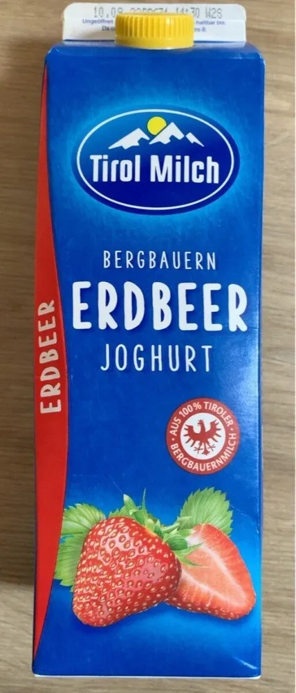 Bergbauern Erdbeer Joghurt