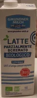 Latte parzialmente scremato biologico