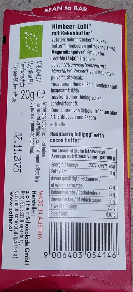 Raspberry lollipop with cacao butter