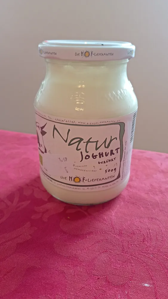 Naturjoghurt gerührt