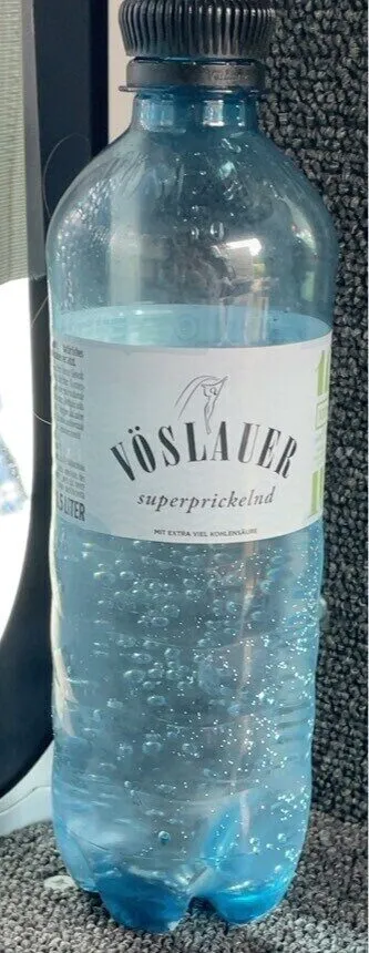 Mineralwasser superprickelnd
