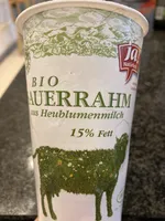 Bio Sauerrahm aus Heublumenmilch