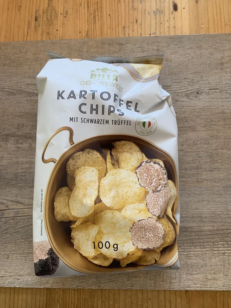 Kartoffel Chips mit schwarzem Trüffel