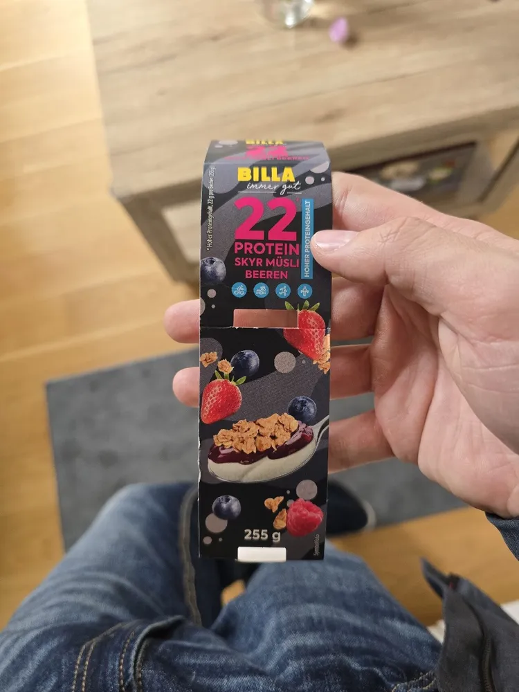 Protein Skyr Müsli Beeren