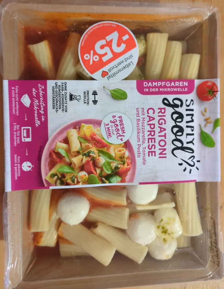 Rigatoni caprese