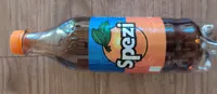Cola-Mix Orangenlimonade mit 6% Fruchtsaft.