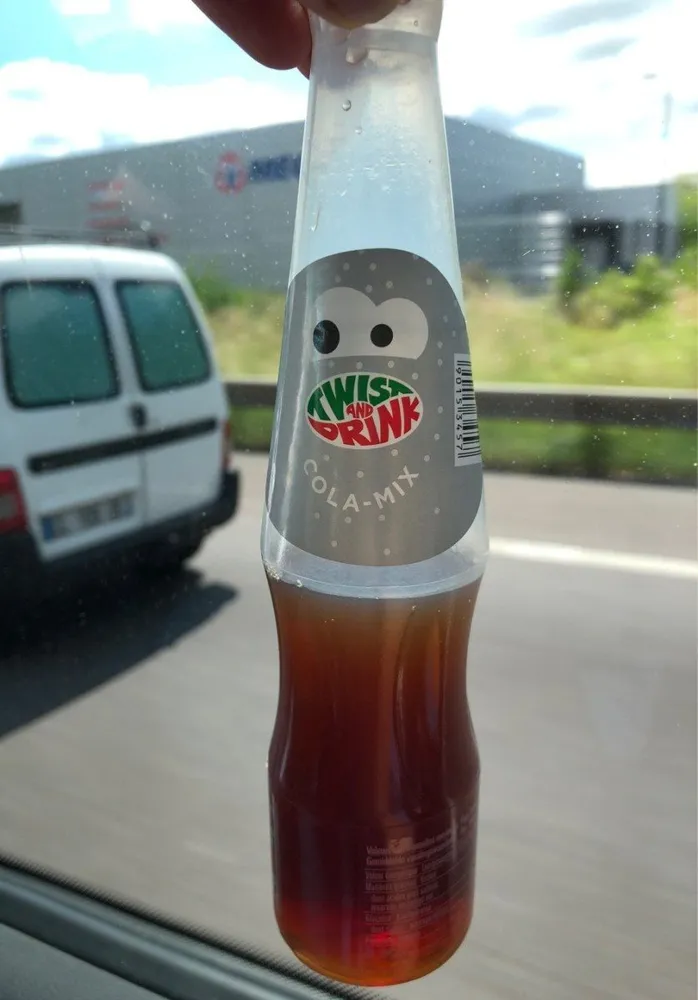 Twist and Drink Cola imp