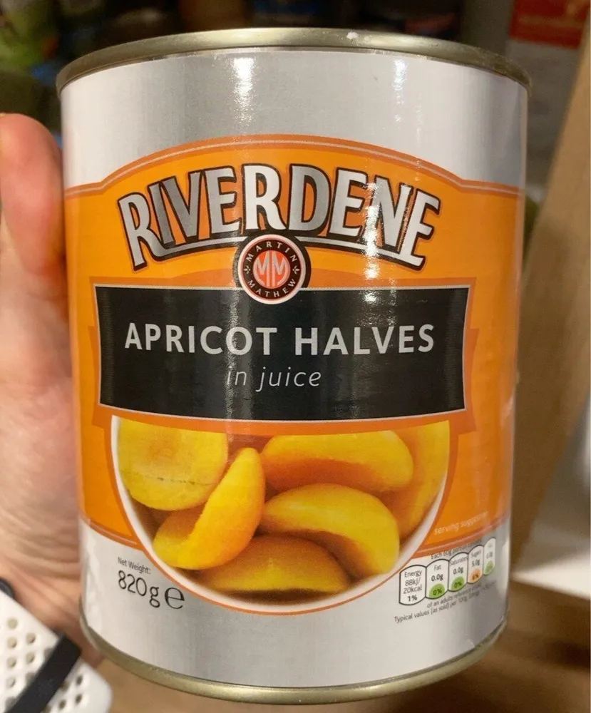 Apricot halves in juice