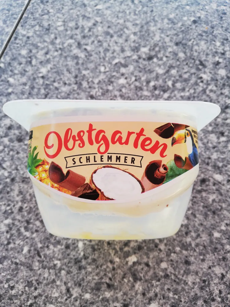 Danone Obstgarten Schlemmer Kokos und Ananas mit Schokosplits 125g