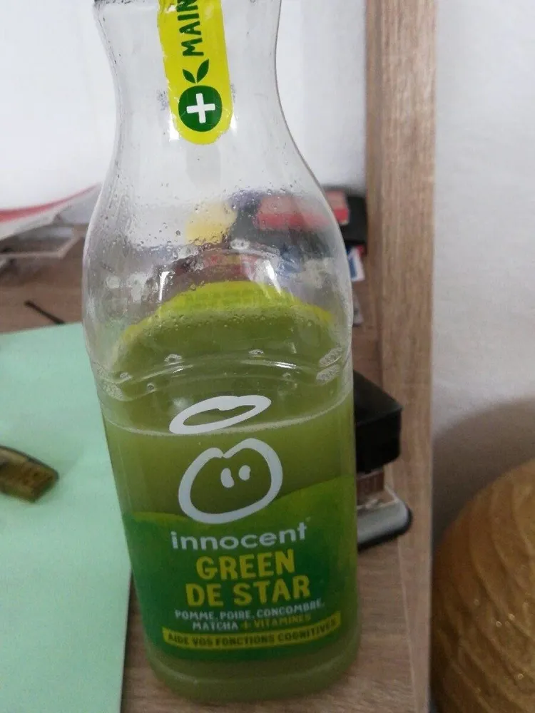 Innocent green de star