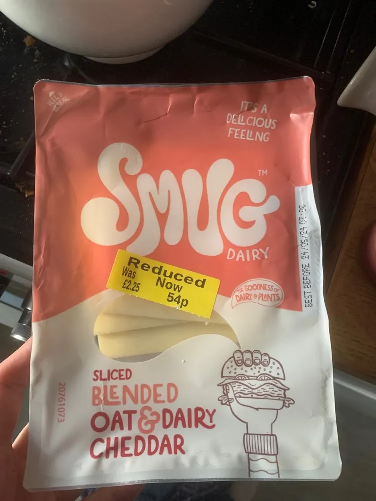 Sliced Blended Oat & Dairy Cheddar