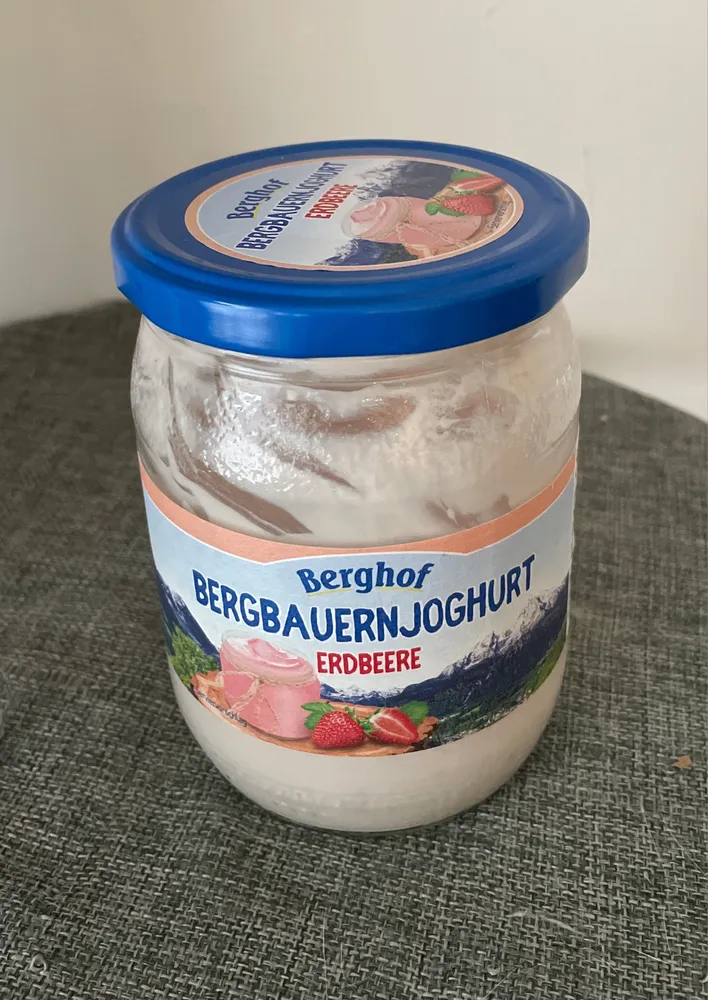 Bergbauernjoghurt Erdbeere