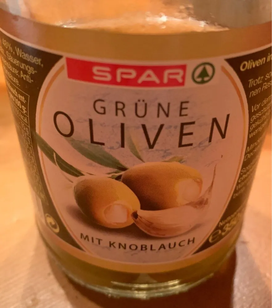 Grüne Oliven