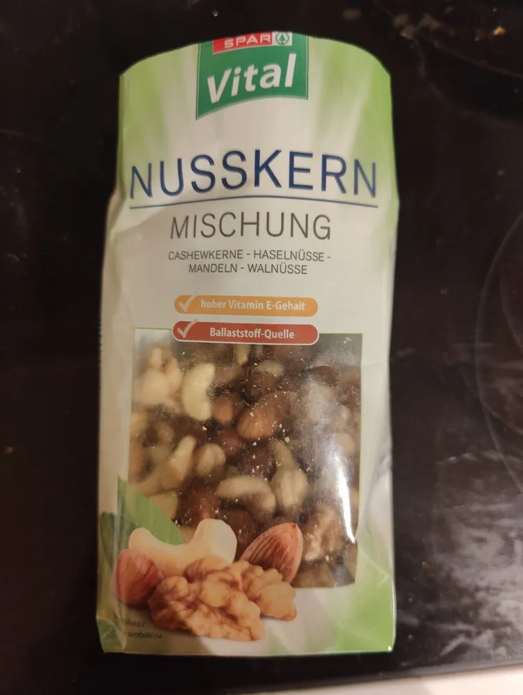 Nusskernmischung