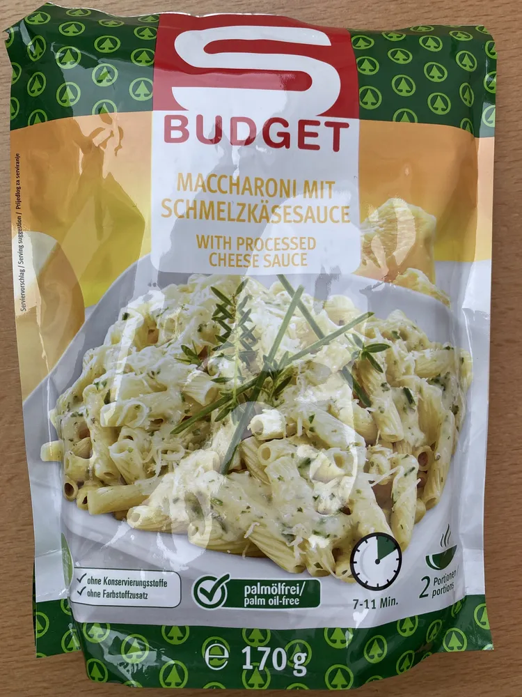 Maccheroni mit 4-Käse-Sauce