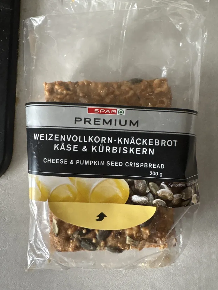 Knäckerbrot, Käse Und Kürbiskerne