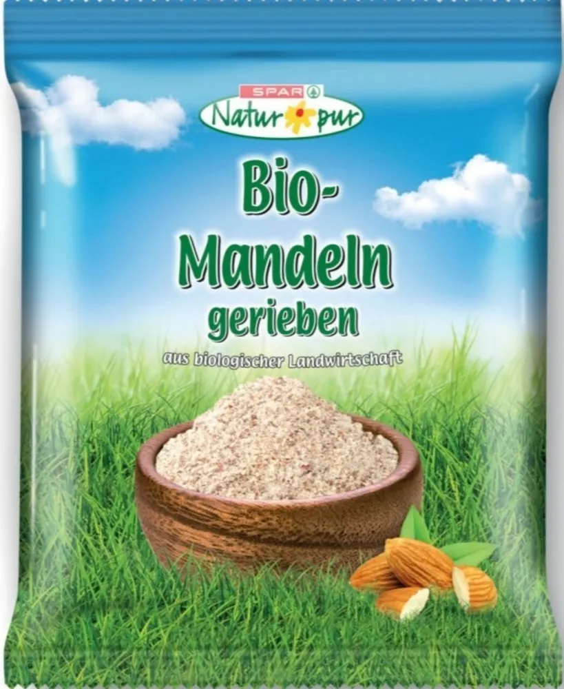 Bio-Mandeln gerieben