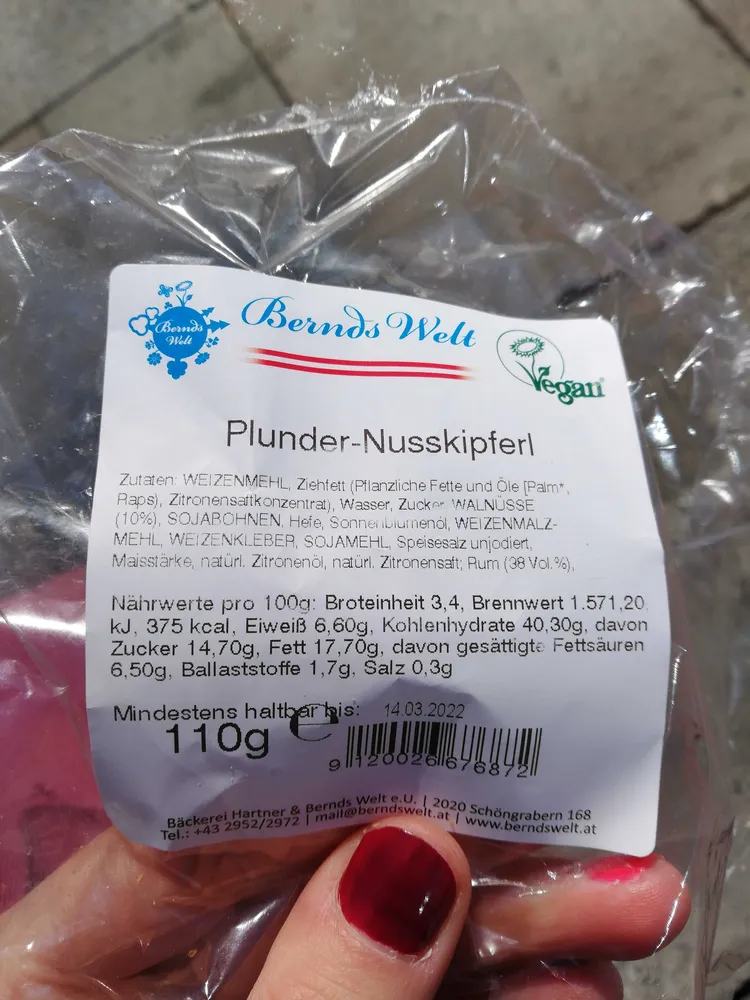 Plunder-Nusskipferl