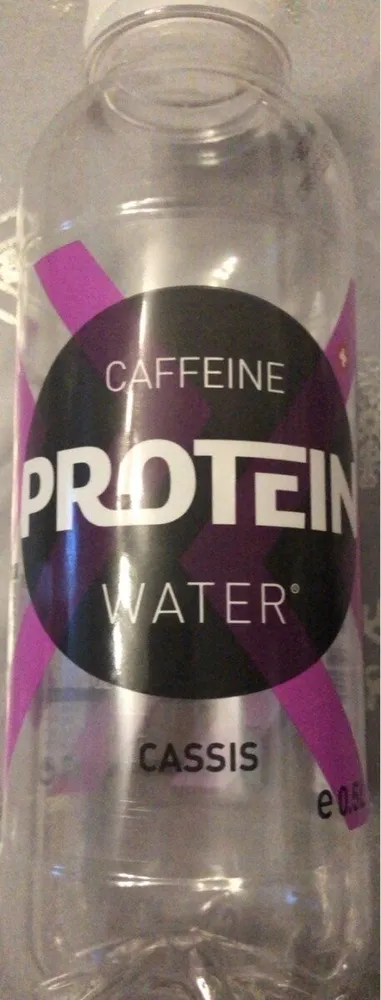Caffeine protein water cassis