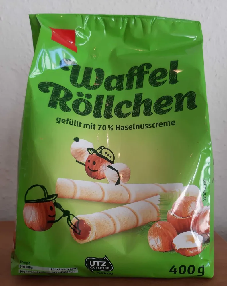 Waffel Röllchen gefüllt mit 70% Haselnusscreme