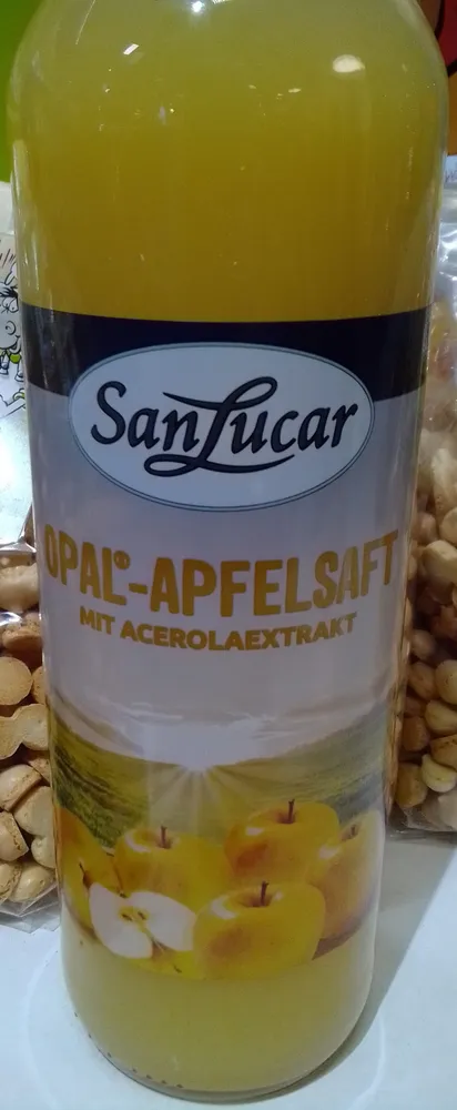 Opal-Apfelsaft mit Acerolaextrakt