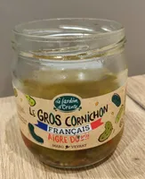 Le gros cornichon français aigre doux