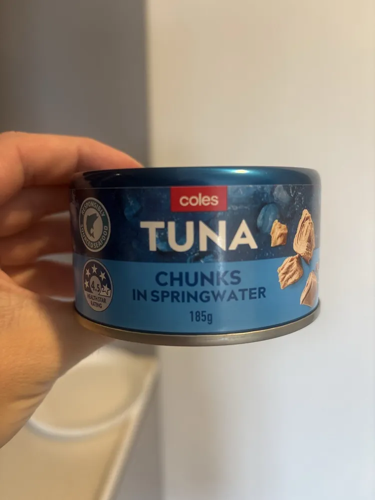 TUNA CHUNKS IN SPRINGWATER