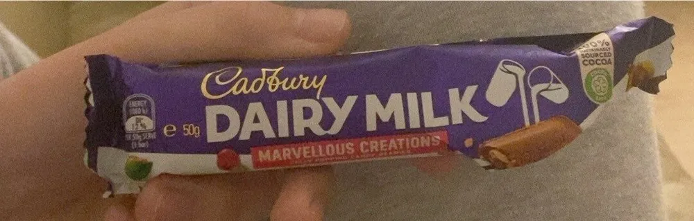DAIRY MILK MARVELLOUS CREATIONS JELLY POPPING CANDY BEANIES