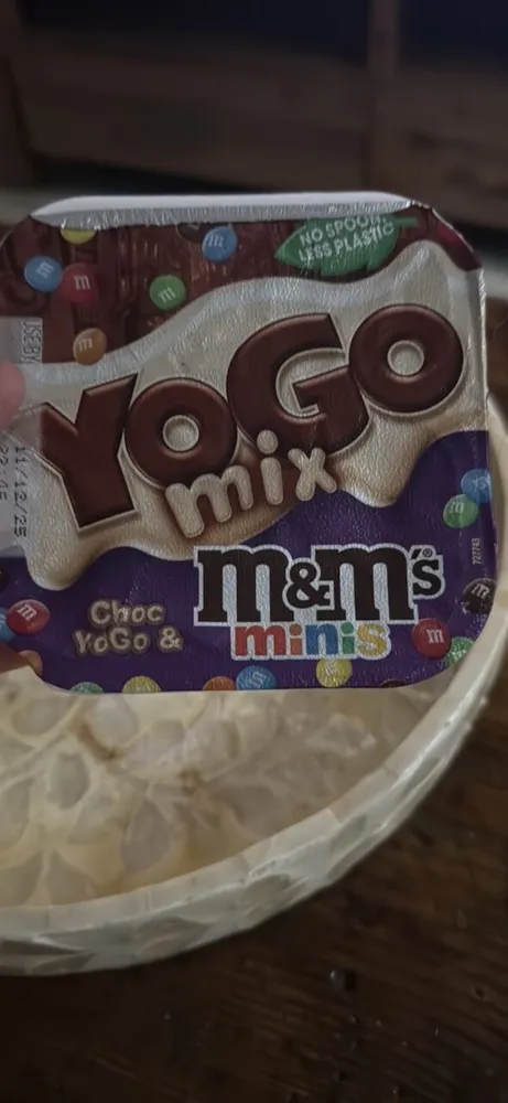 Yogo mix Choc YoGo & m&m's minis