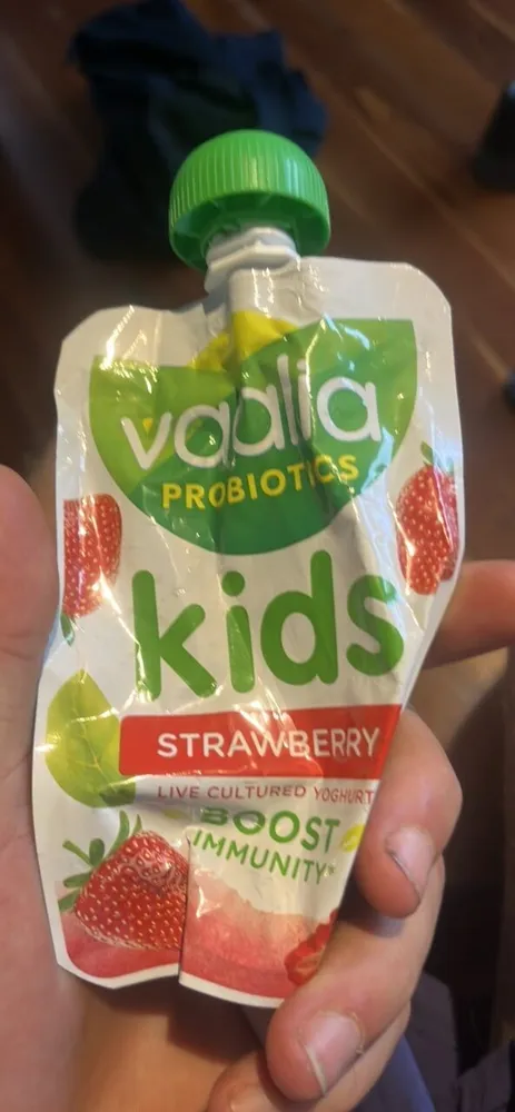 kids strawberry live cultured yoghurt