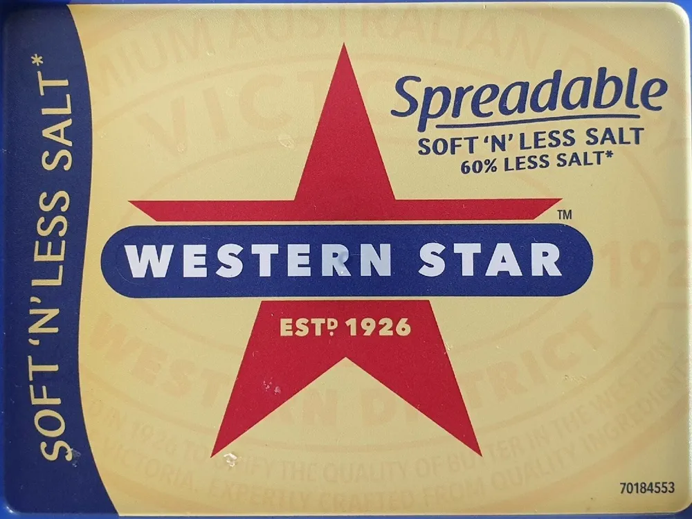 Spreadable SOFT 'N' LESS SALT