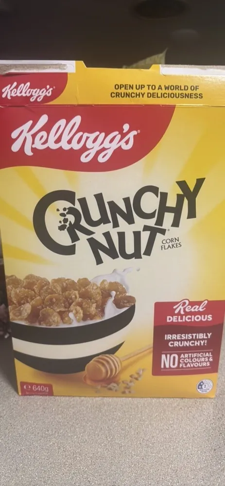 Corn flakes encrusted with nuts and honey