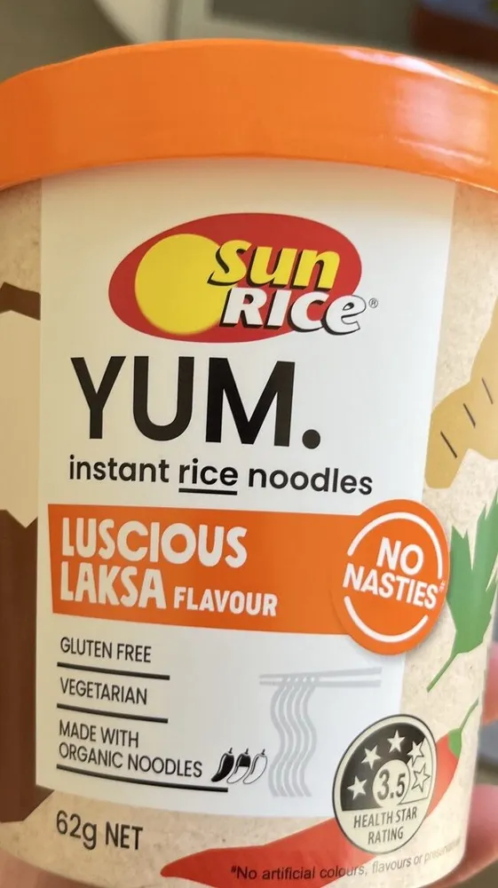 YUM. instant rice noodles LUSCIOUS LAKSA FLAVOUR