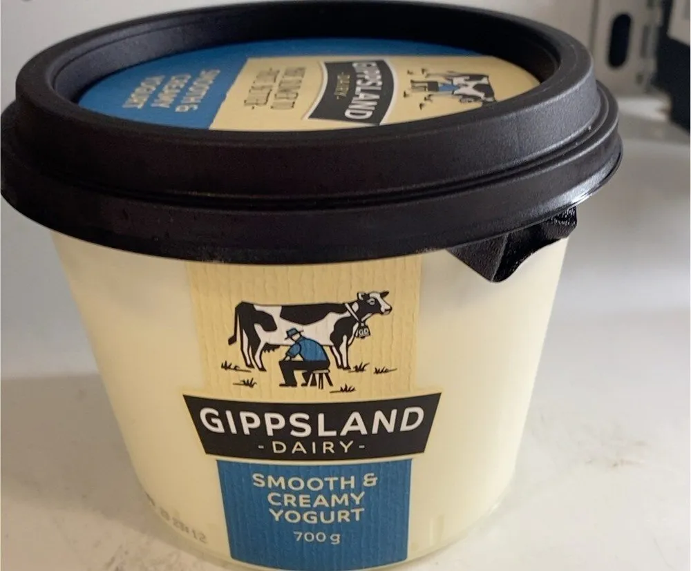 SMOOTH & CREAMY YOGURT