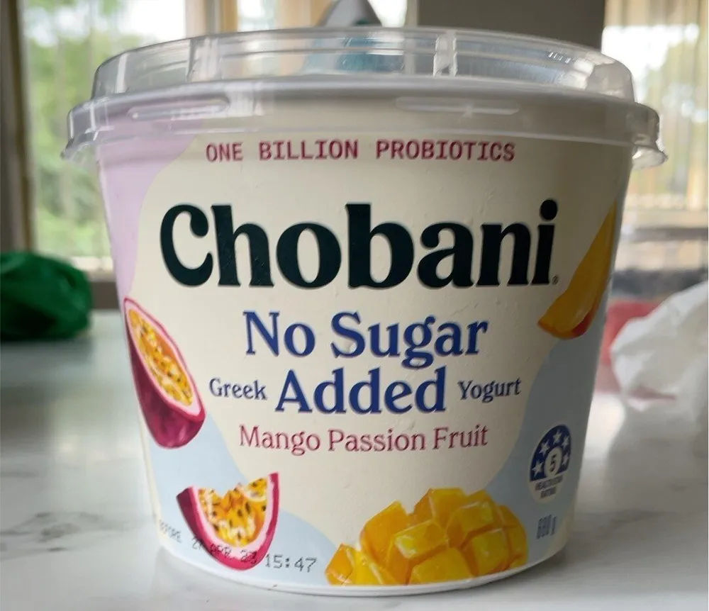 No sugar added greek yoghurt Mango & Passionfruit
