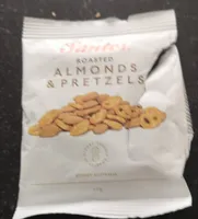 Roasted almonds & pretzels