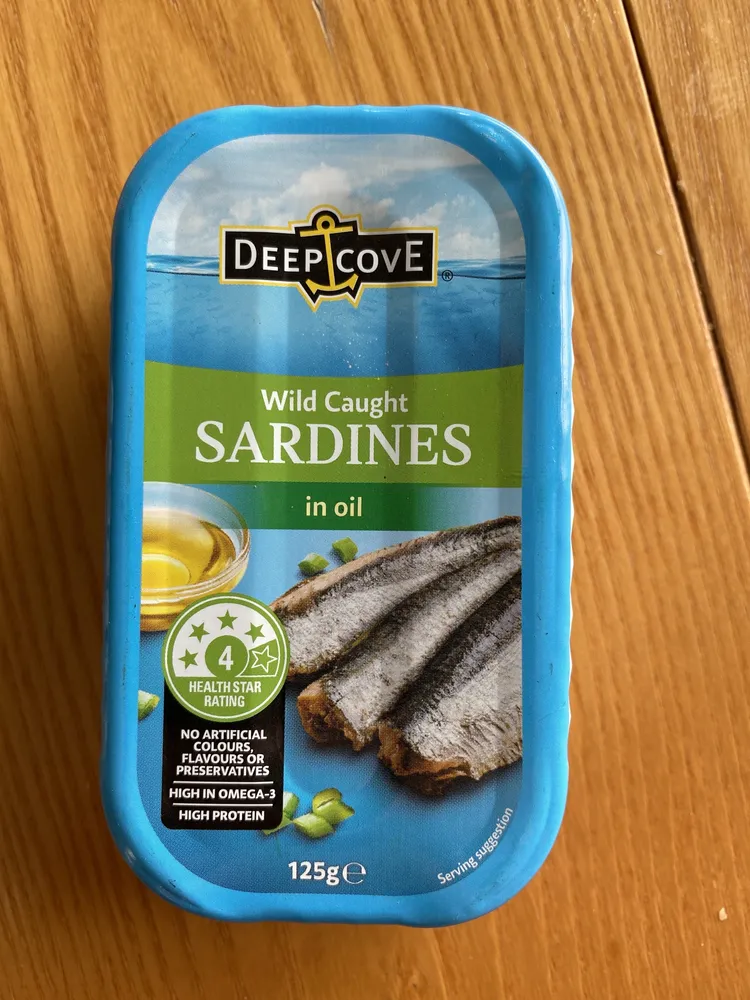 Wild caught sardines in oil