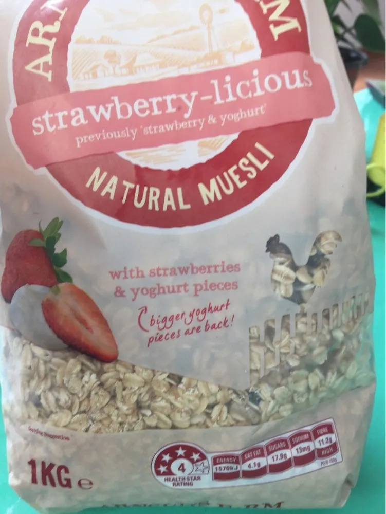 Natural Muesli, Strawberry & Yoghurt