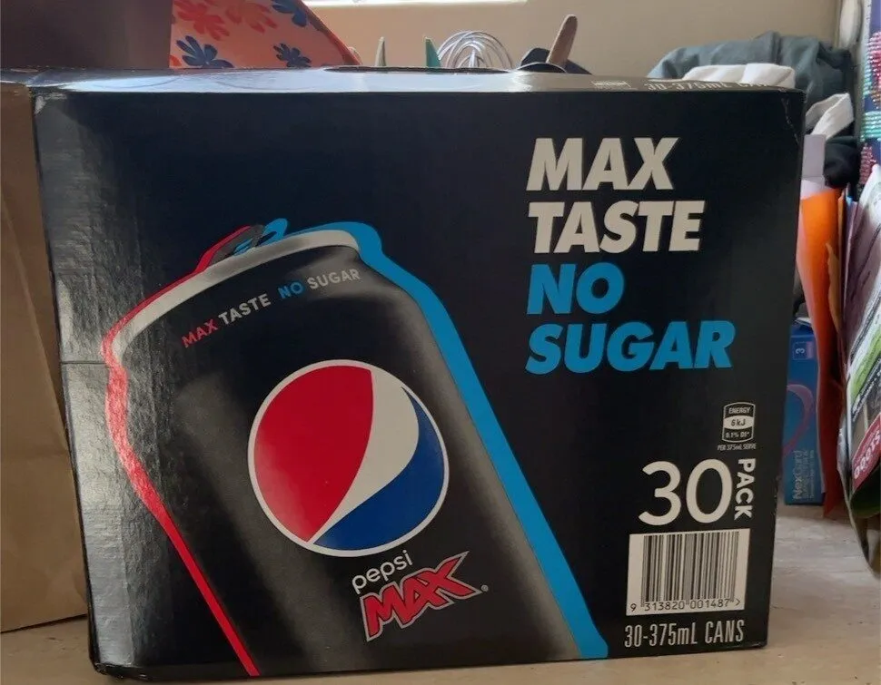 Pepsi max can