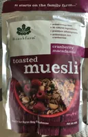 Toasted muesli canberry macadamia
