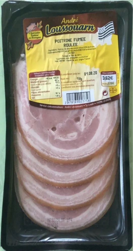 Poitrine fumée roulée
