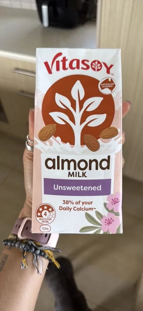 almond MILK Unsweetened