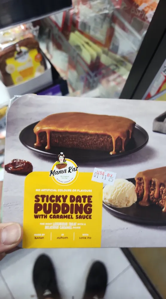 Sticky Date Pudding With Caramel Sauce