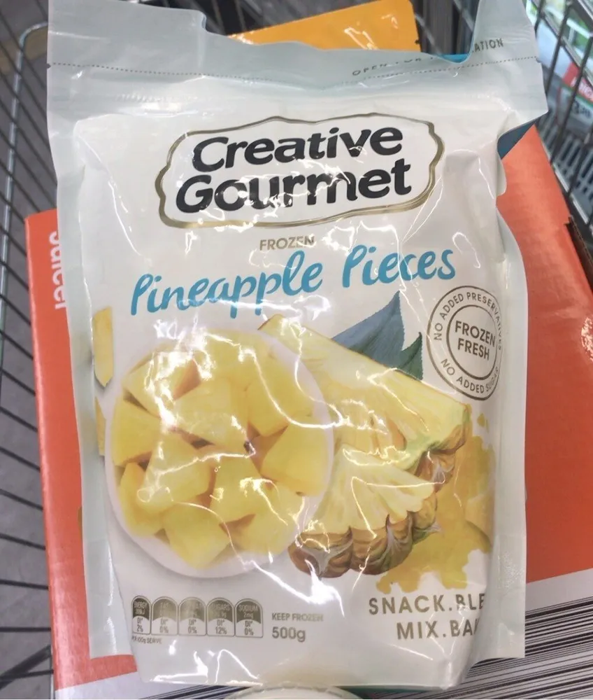 Frozen pineapple pieces
