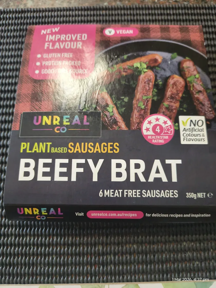 100% Plant Based Meaty Range Beefy Brat Sausages