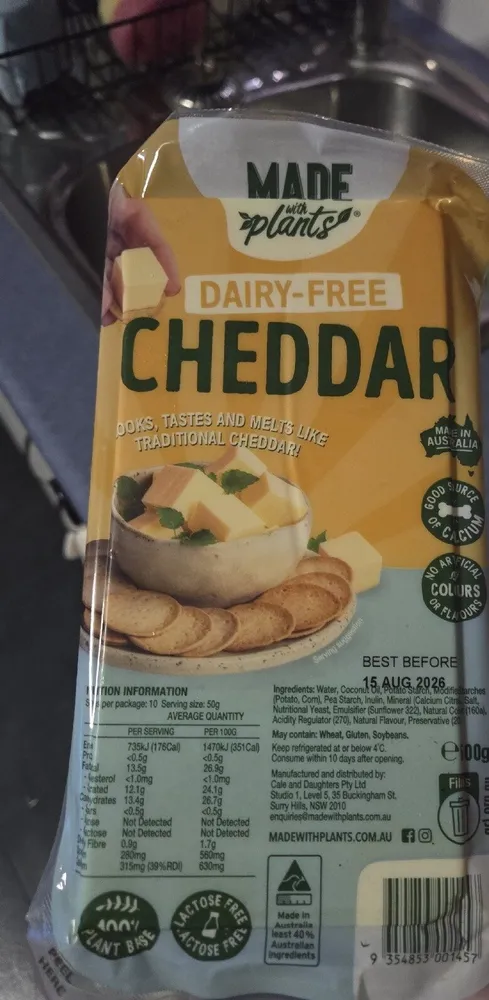 Block cheddar dairy-free