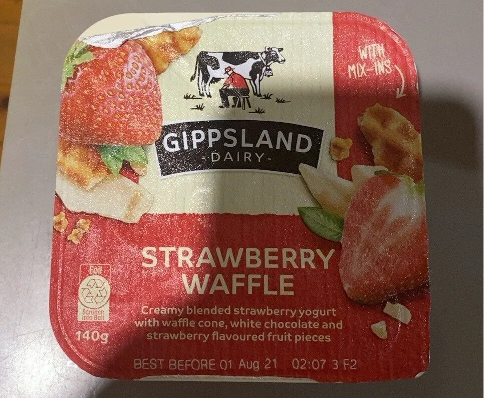STRAWBERRY WAFFLE