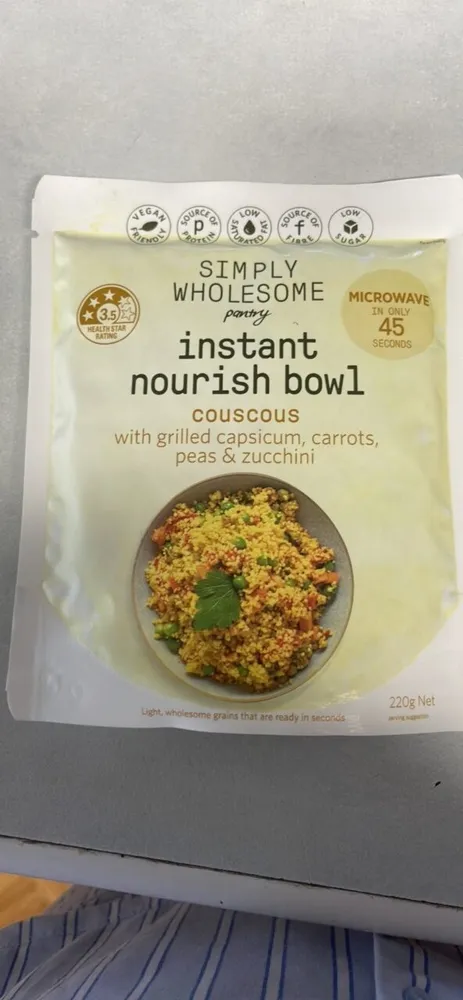 instant nourish bowl couscous with grilled capsicum, carrots, peas & zucchini